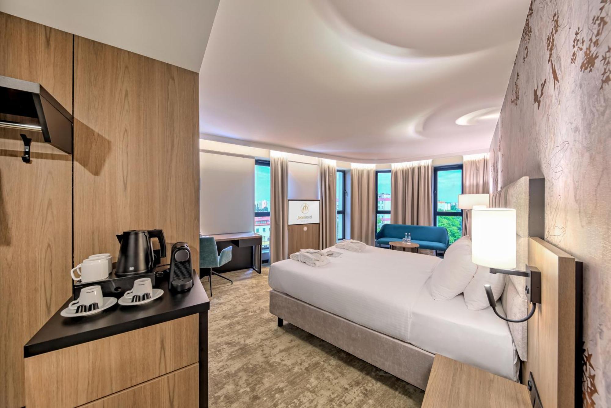 Focus Hotel Premium Warszawa Kültér fotó