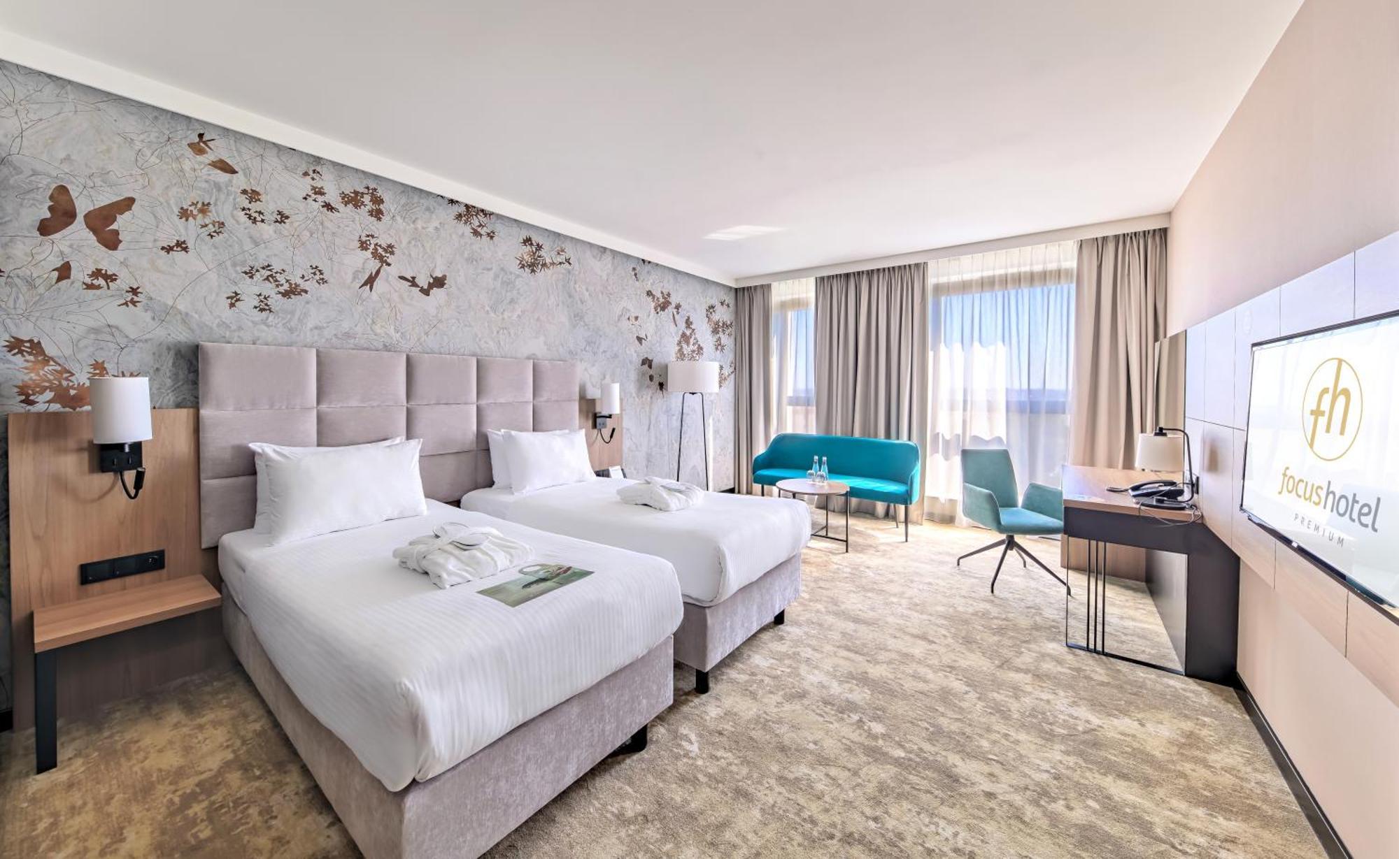 Focus Hotel Premium Warszawa Kültér fotó
