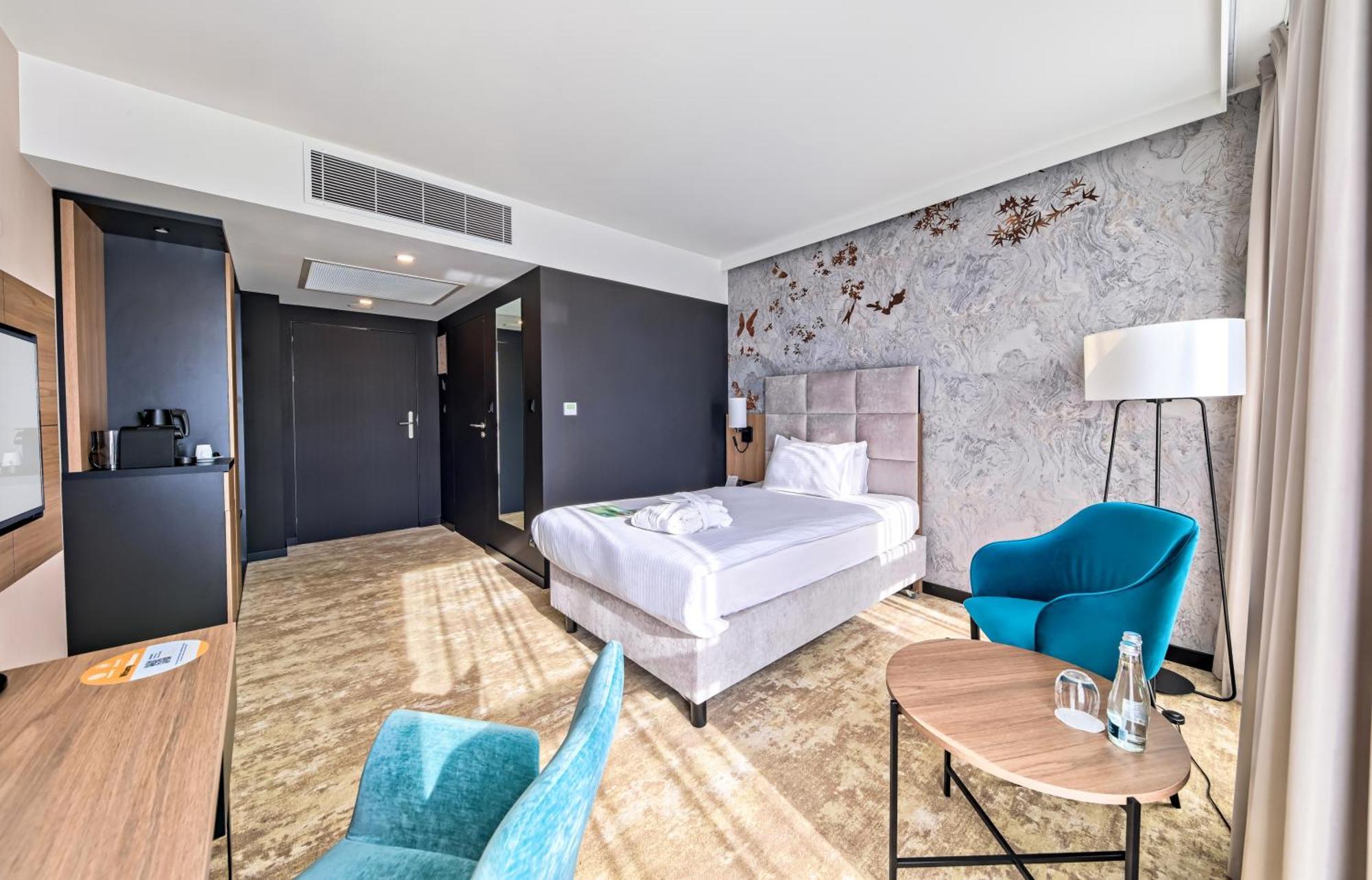 Focus Hotel Premium Warszawa Kültér fotó