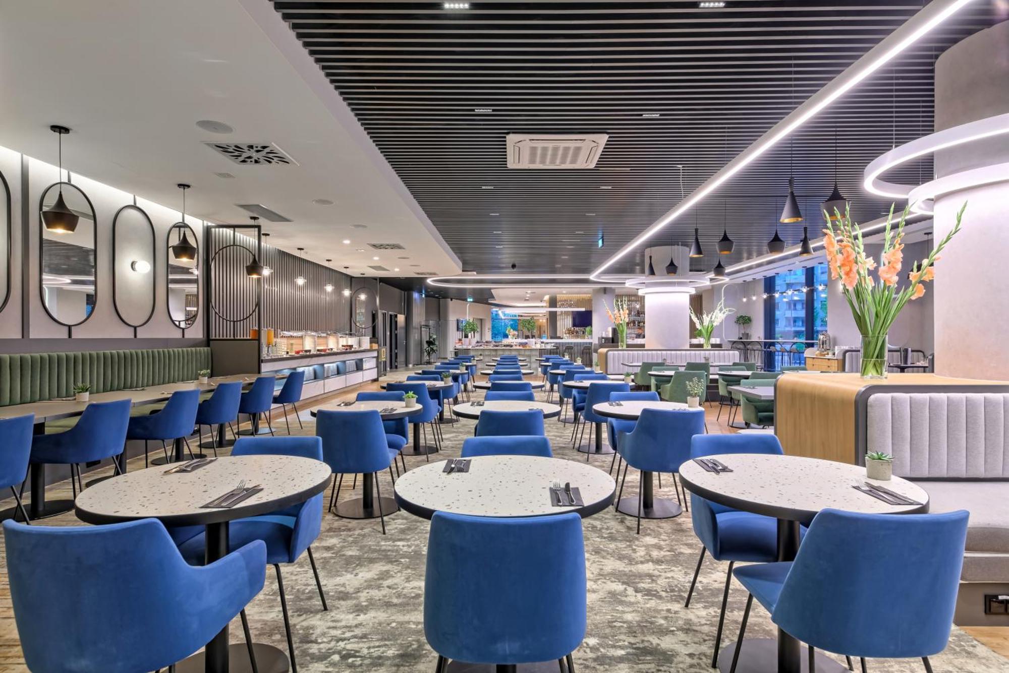 Focus Hotel Premium Warszawa Kültér fotó