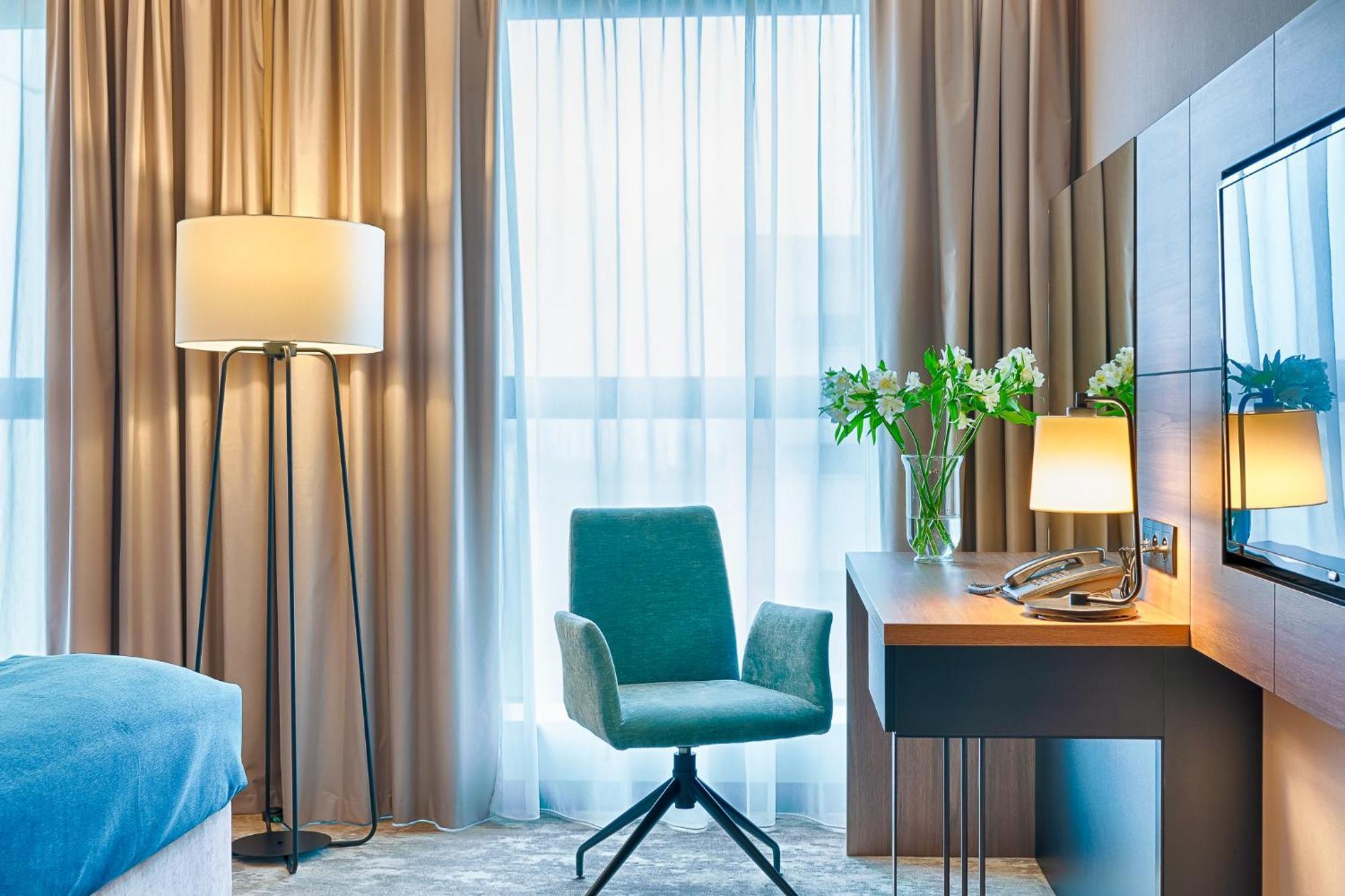 Focus Hotel Premium Warszawa Kültér fotó